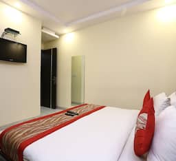 Compact Double Room